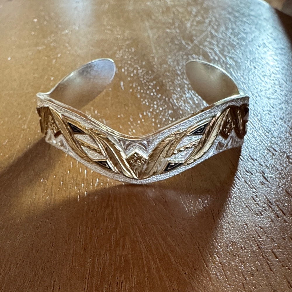 Montana Silversmiths Handcrafted Silver-Tone Cuff Bracelet with Gold Accents